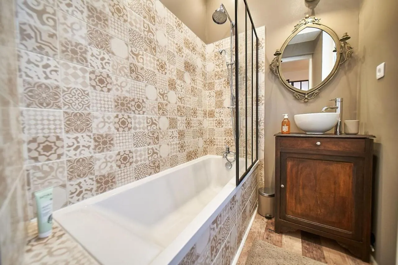 Charming Lyon Nest Sathonay Terreaux Apartment