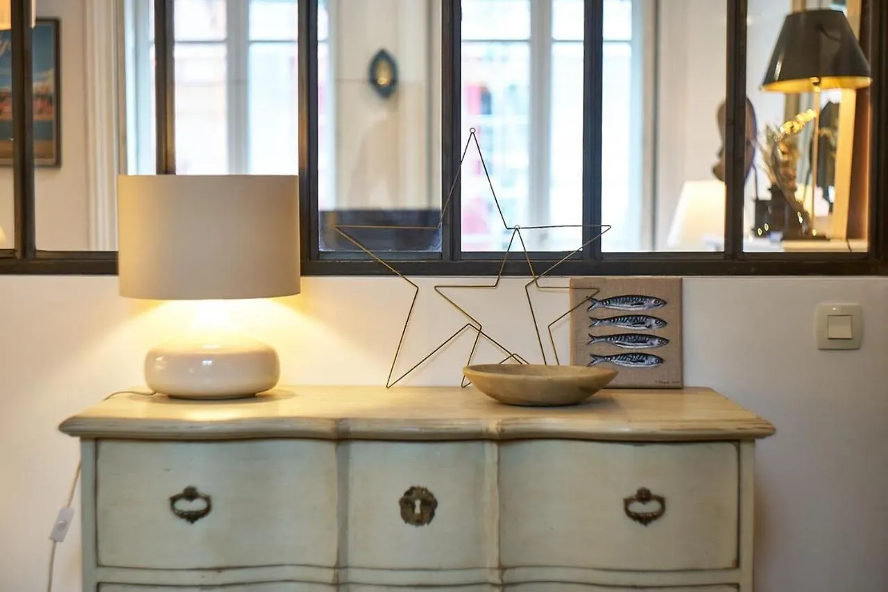 Charming Lyon Nest Sathonay Terreaux Apartment